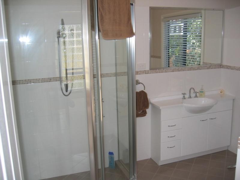 5 Gordon Cres, Pacific Palms NSW 2428