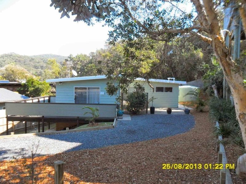 129 Boomerang Dr, Boomerang Beach NSW 2428