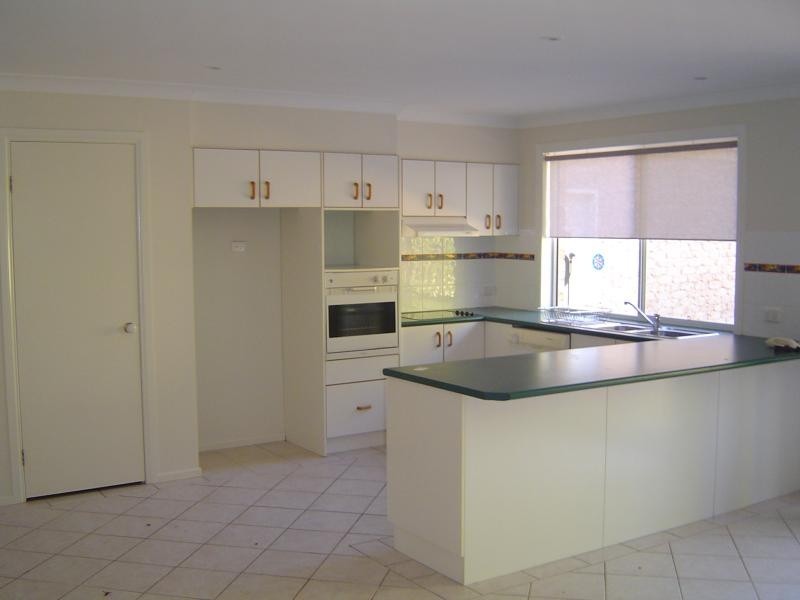 24 The Lakes Way, Elizabeth Beach NSW 2428