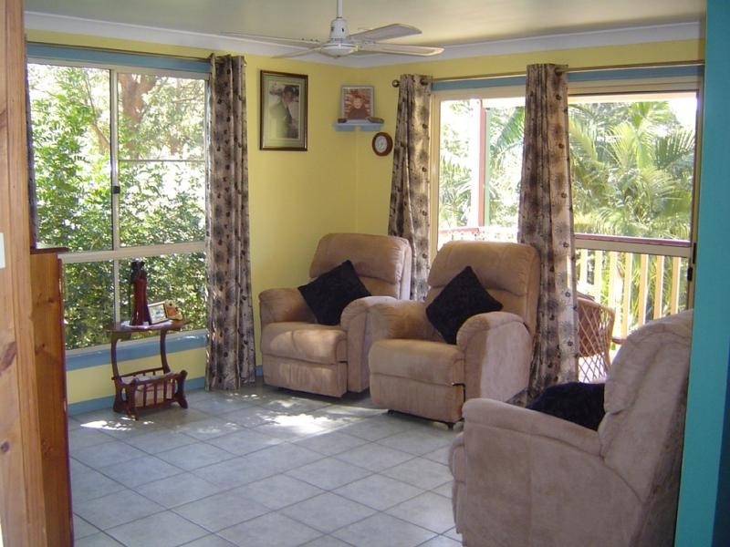 23 Charles St, Smiths Lake NSW 2428