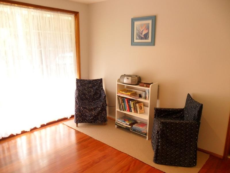 220 Charlotte Bay  St, Pacific Palms NSW 2428