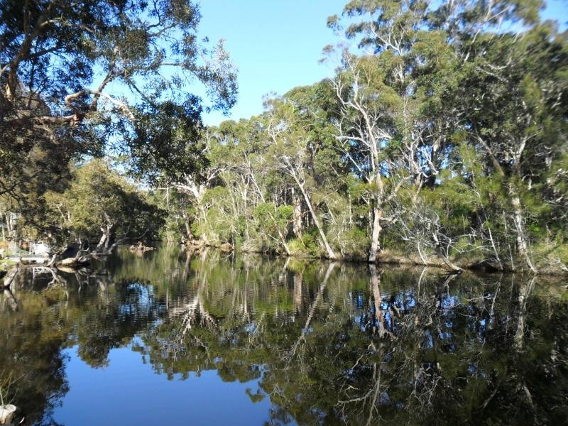 220 Charlotte Bay St, Charlotte Bay NSW 2428