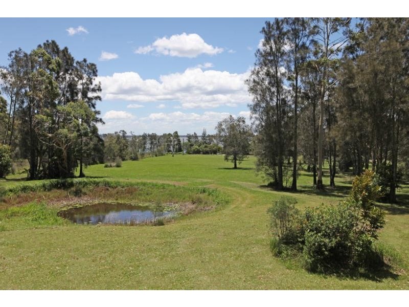 1069 Coomba Rd, Coomba Bay NSW 2428