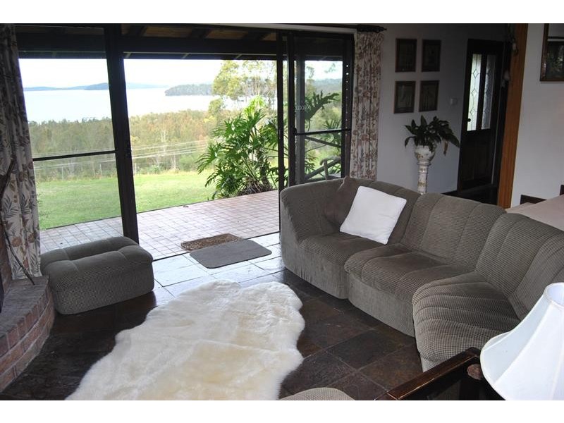 2375 The Lakes Way, Bungwahl NSW 2423