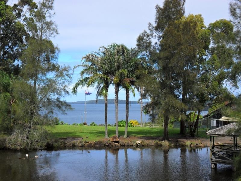 2375 The Lakes Way, Bungwahl NSW 2423