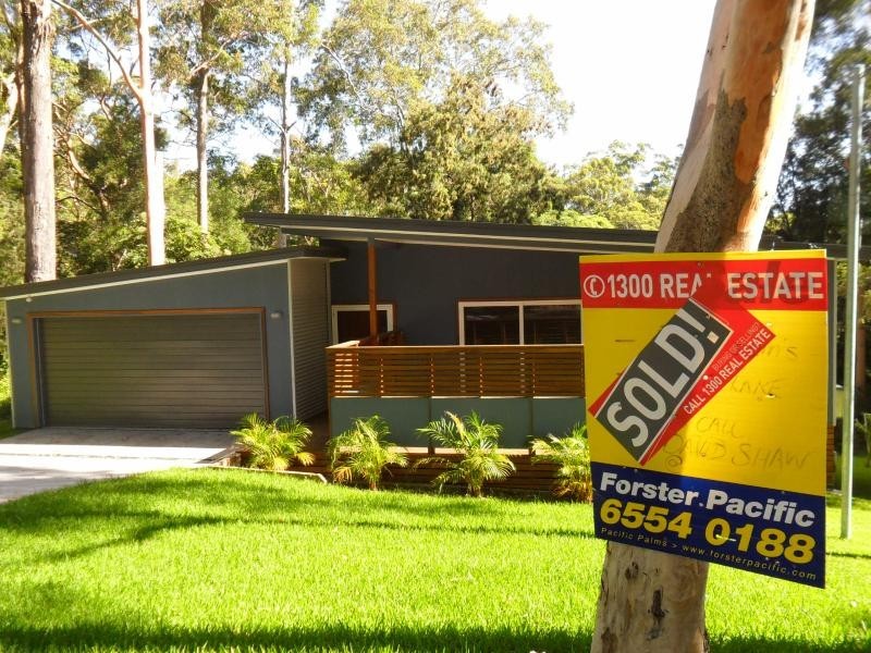 8 Second Ridge Rd, Smiths Lake NSW 2428