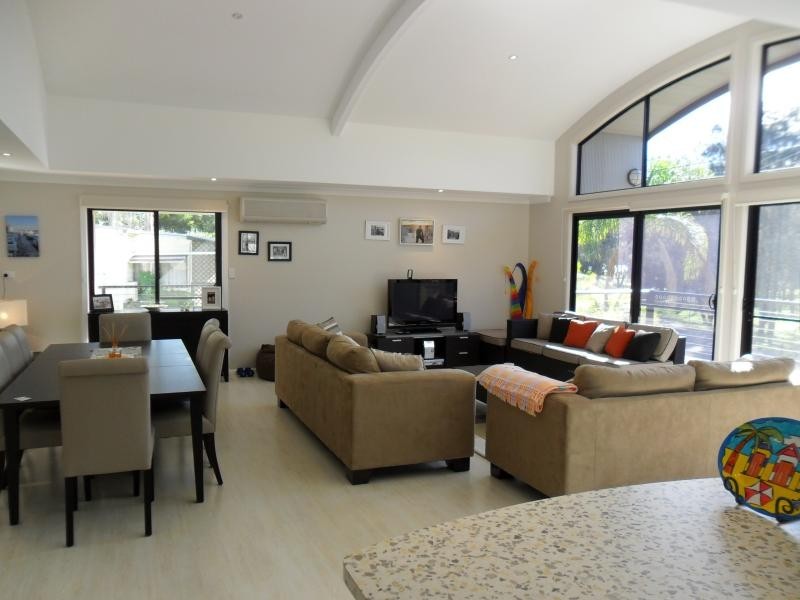 16  Coomba Rd, Coomba Park NSW 2428