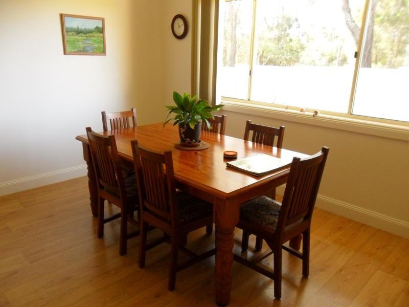 8 Wangaree St, Coomba Park NSW 2428