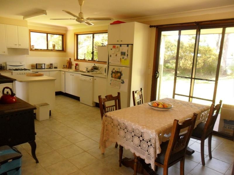 3/102 Shallow Bay  Rd, Coomba Park NSW 2428