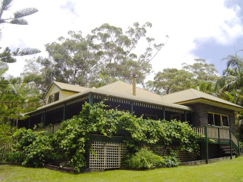 3513 The Lakes  Way, Charlotte Bay NSW 2428