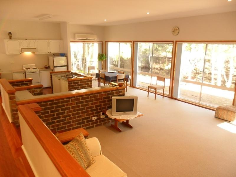 Pacific Palms NSW 2428