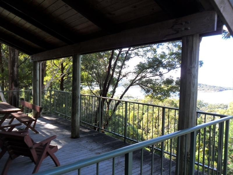 4 Scarfe St, Smiths Lake NSW 2428