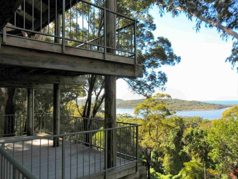 4 Scarfe St, Smiths Lake NSW 2428