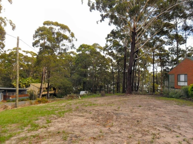 1 Keith Cres, Smiths Lake NSW 2428