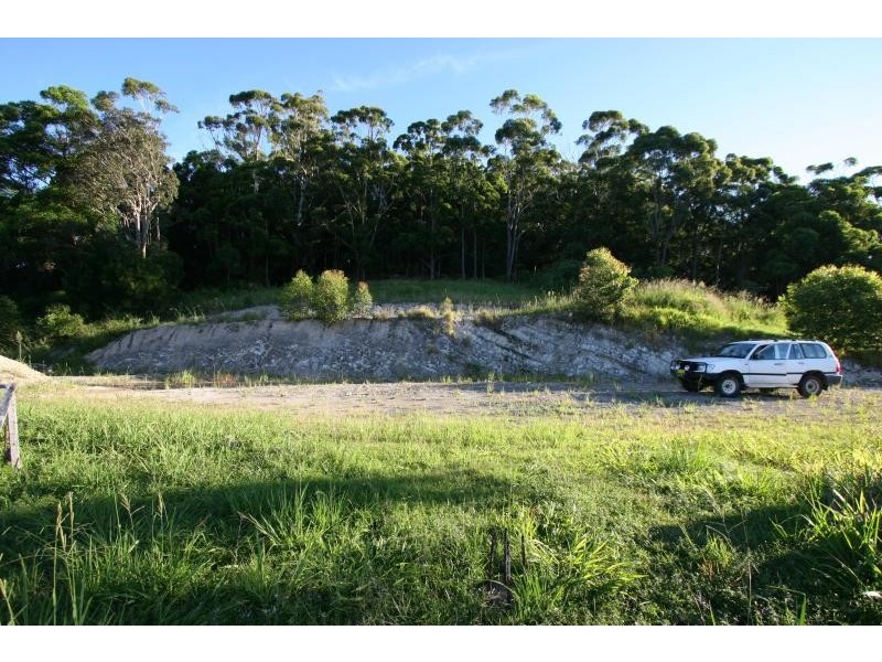 205 Coomba  Rd, Pacific Palms NSW 2428