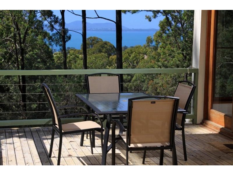 27 Lillian Sophia  Pl, Coomba Park NSW 2428