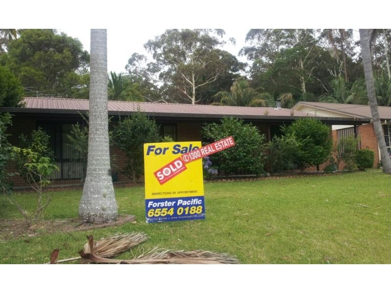 7 Windsor St, Smiths Lake NSW 2428
