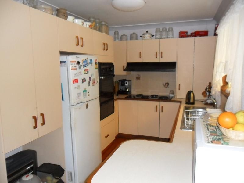 7 Windsor St, Tarbuck Bay NSW 2428