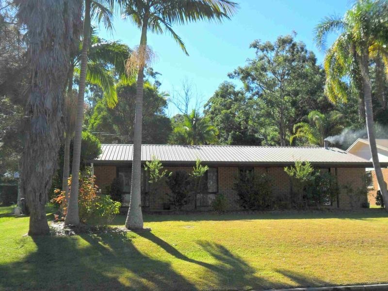 7 Windsor St, Tarbuck Bay NSW 2428