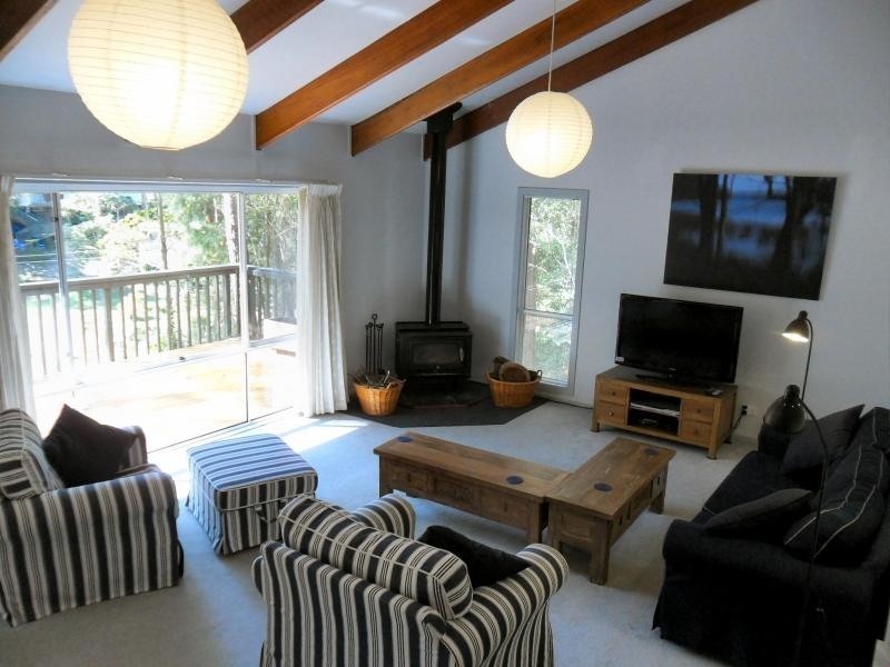 110 Amaroo Dr, Smiths Lake NSW 2428