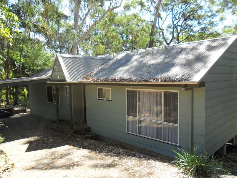 110 Amaroo Dr, Smiths Lake NSW 2428