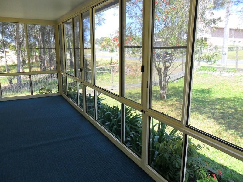 19 Wangaree St, Coomba Park NSW 2428