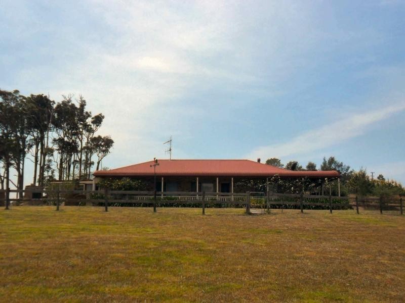 27 Aroona  St, Coomba Park NSW 2428
