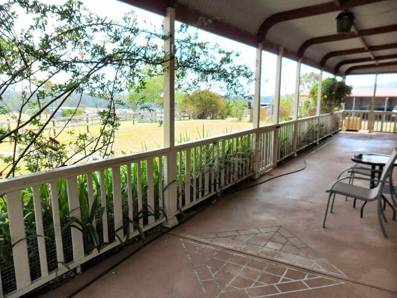 27 Aroona  St, Coomba Park NSW 2428