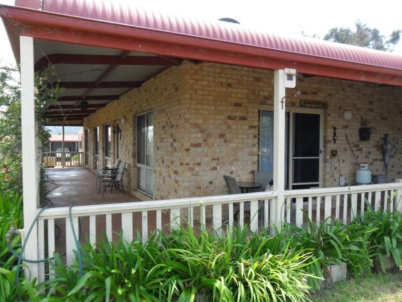 27 Aroona  St, Coomba Park NSW 2428