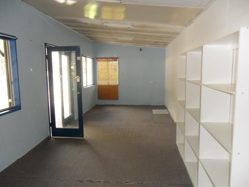 203 Charlotte Bay  St, Pacific Palms NSW 2428