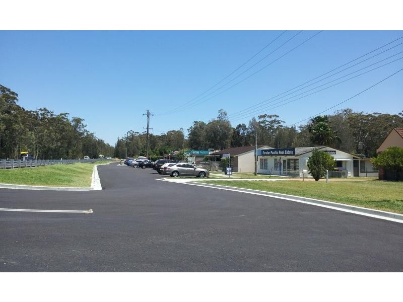 203 Charlotte Bay St, Pacific Palms NSW 2428