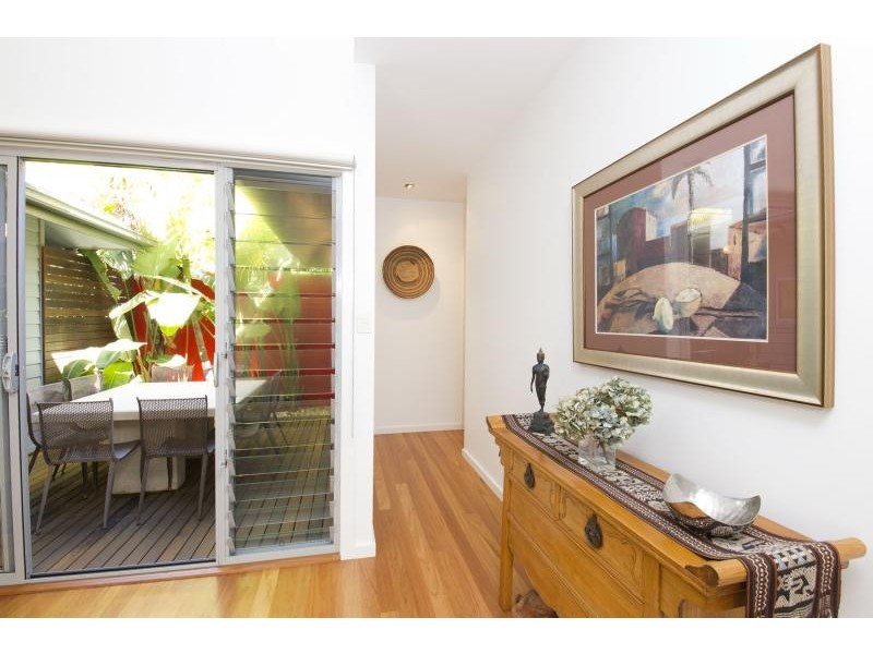 30 Lakeside Cres, Elizabeth Beach NSW 2428
