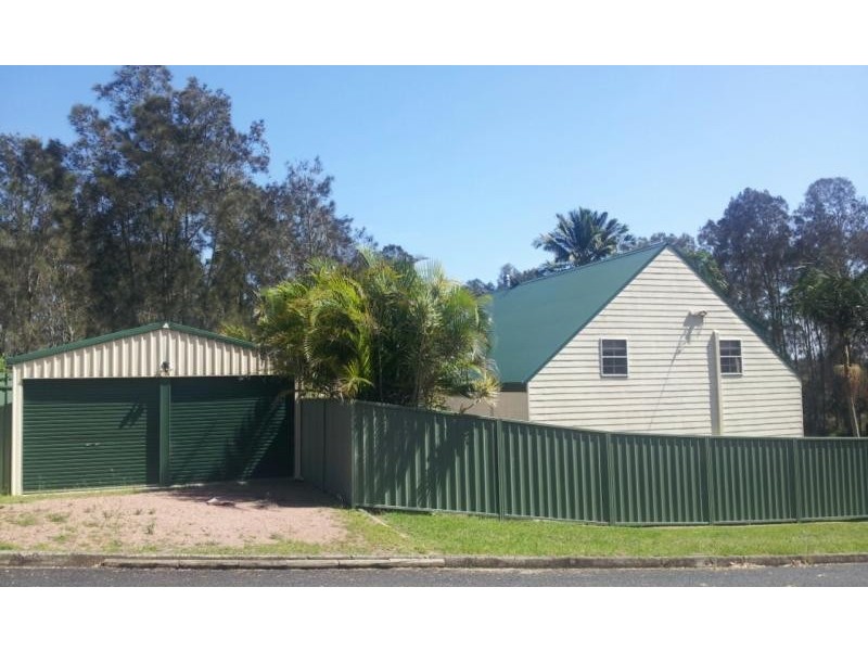 25 Coomba Rd, Coomba Park NSW 2428