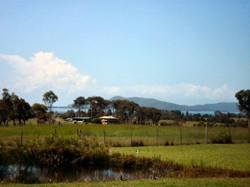 12 Wangaree  St, Coomba Park NSW 2428