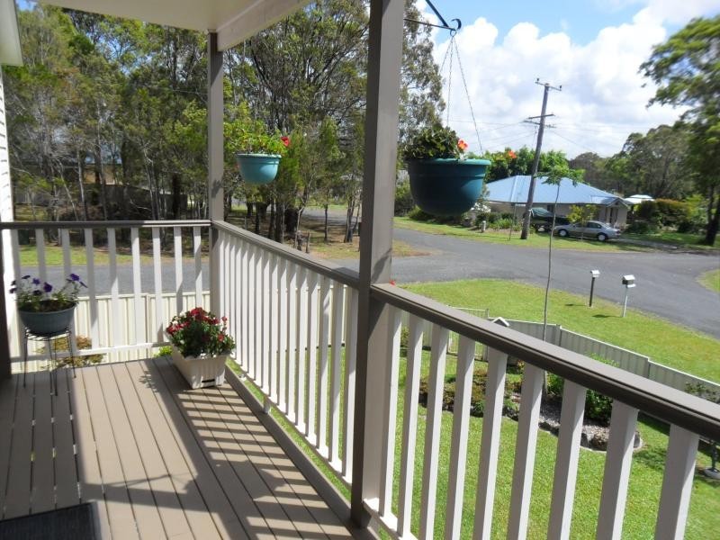 12 Wangaree  St, Coomba Park NSW 2428