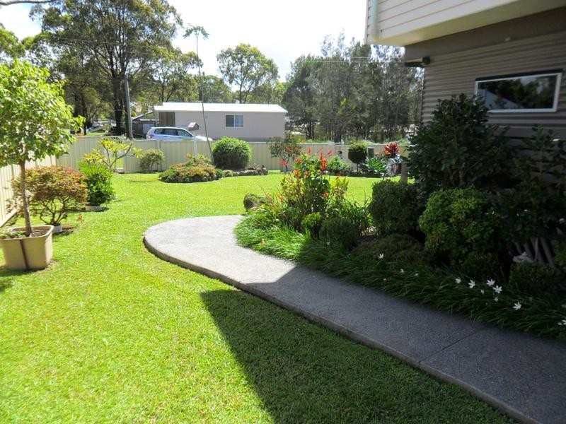 12 Wangaree  St, Coomba Park NSW 2428