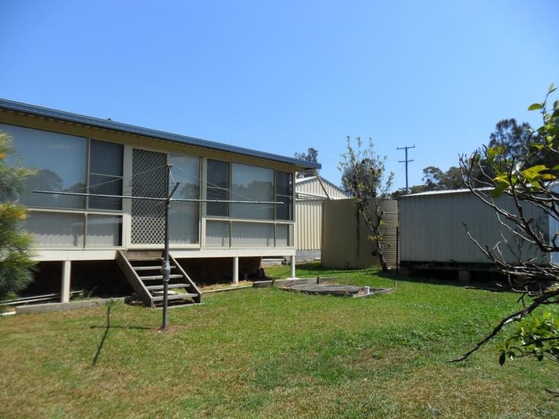 19 Wangaree St, Coomba Park NSW 2428