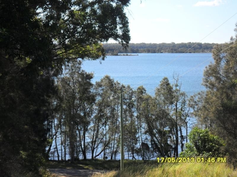 305 Burraneer Rd, Coomba Park NSW 2428