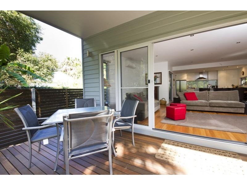 30 Lakeside Cres, Pacific Palms NSW 2428