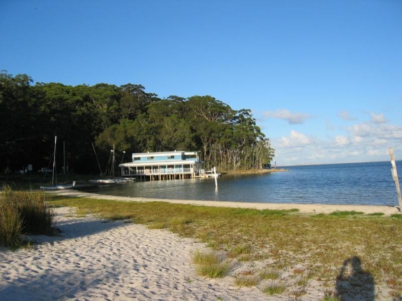 12 Matthew  Rd, Smiths Lake NSW 2428