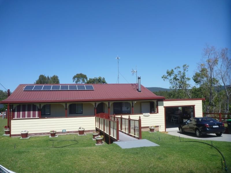 2 Burrunjurra  Ave, Coomba Park NSW 2428