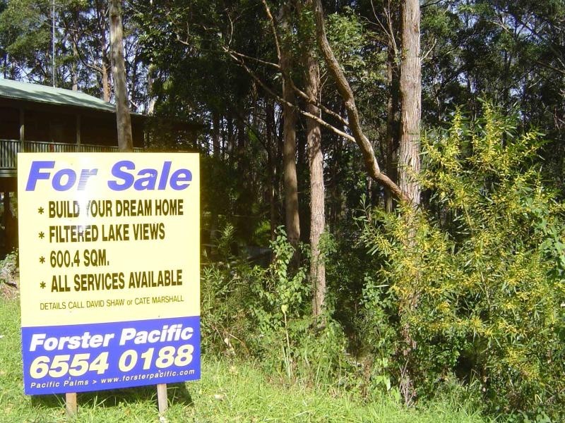 16 Crown Cl, Smiths Lake NSW 2428