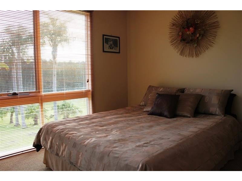 35a Attunga Pl, Coomba Park NSW 2428