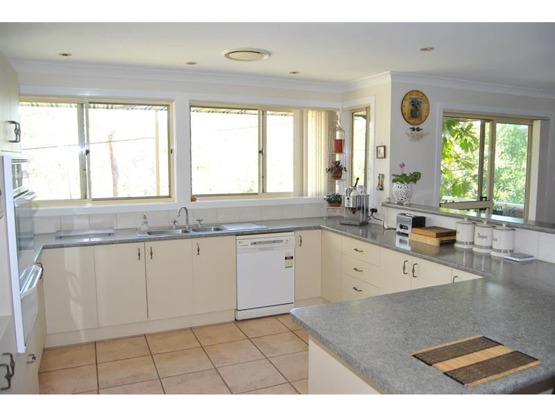 154 Amaroo Dr, Smiths Lake NSW 2428