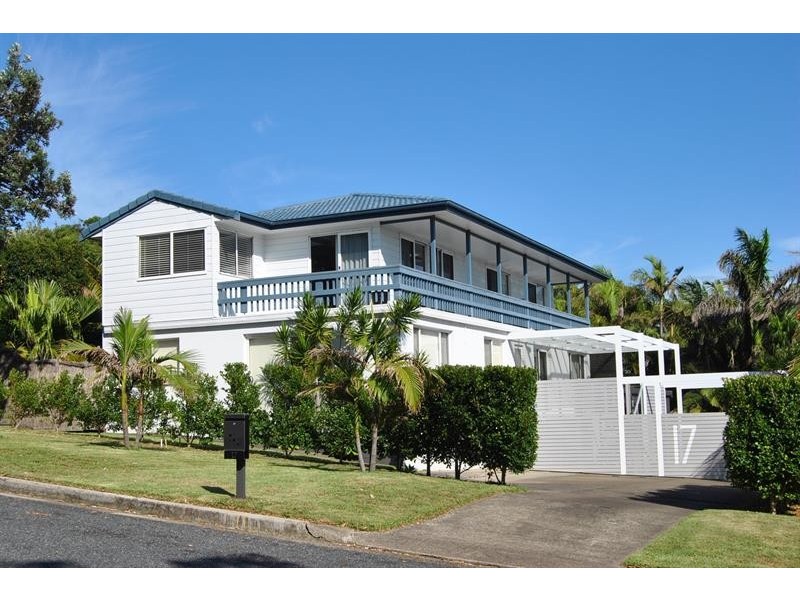 17 Coast Ave, Boomerang Beach NSW 2428