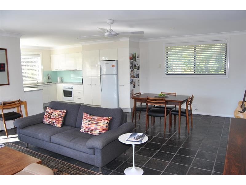 17 Coast Ave, Boomerang Beach NSW 2428