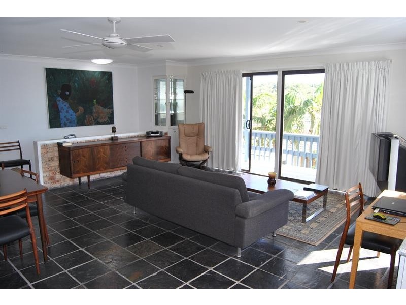 17 Coast Ave, Boomerang Beach NSW 2428