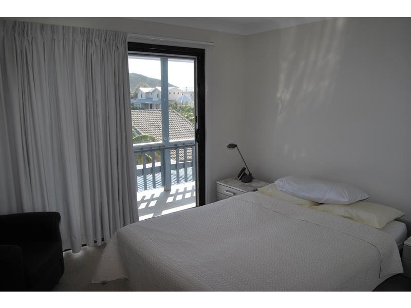 17 Coast Ave, Boomerang Beach NSW 2428