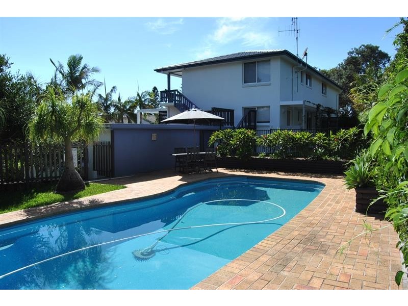 17 Coast Ave, Pacific Palms NSW 2428