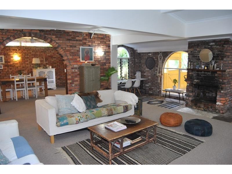 13  The Lakes Way, Elizabeth Beach NSW 2428